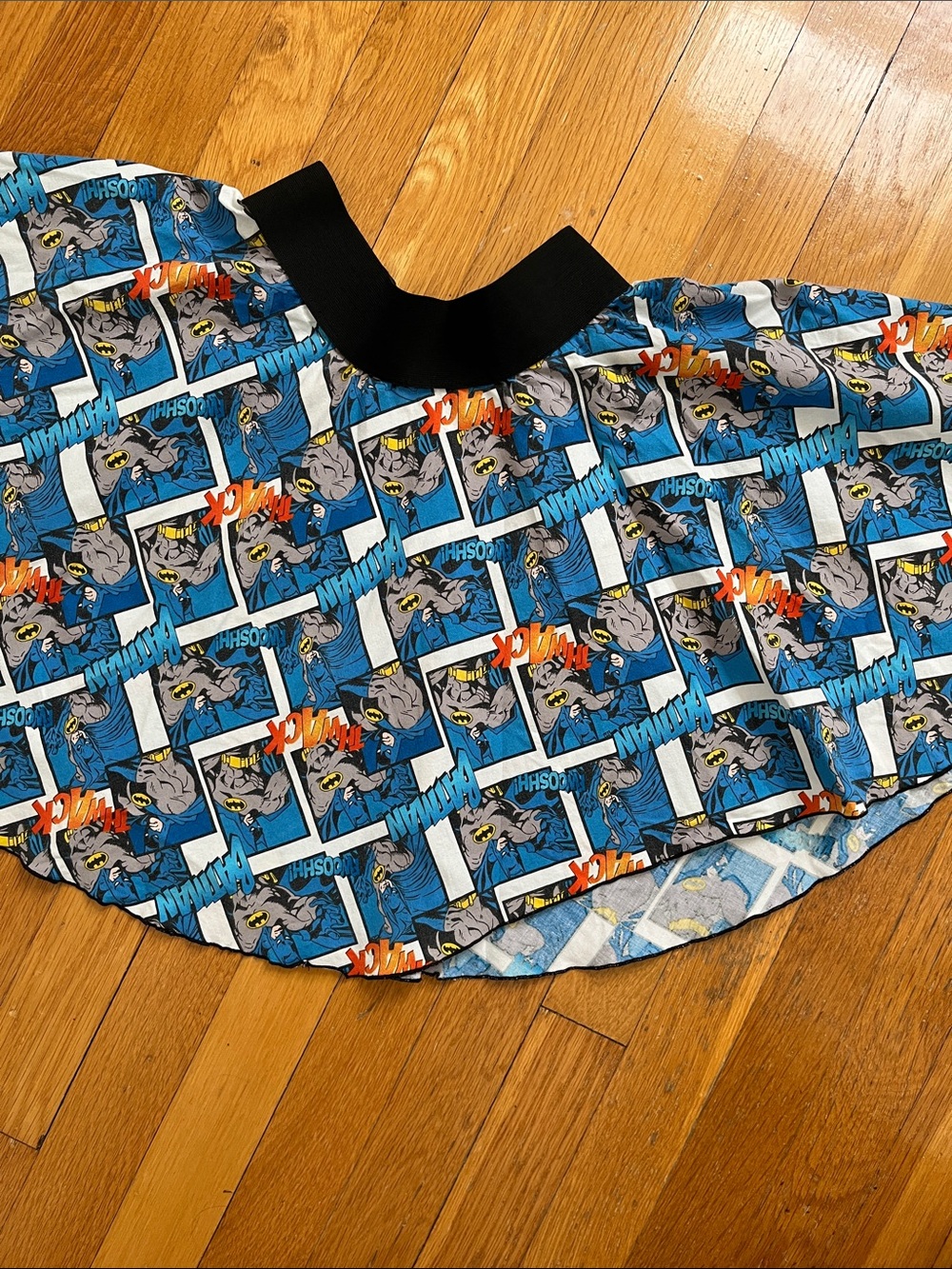 Handsewn DC Comics Batman Mini Skater Flare Circle Skirt 22” Elastic Waist - Picture 4 of 10
